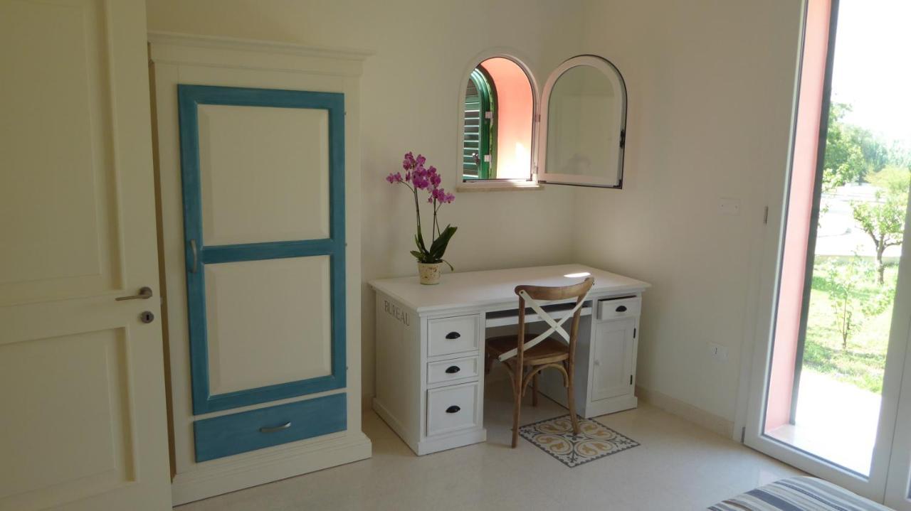 קוטרופיאנו Villa Sirgole Rosa With Pool, Galatina מראה חיצוני תמונה