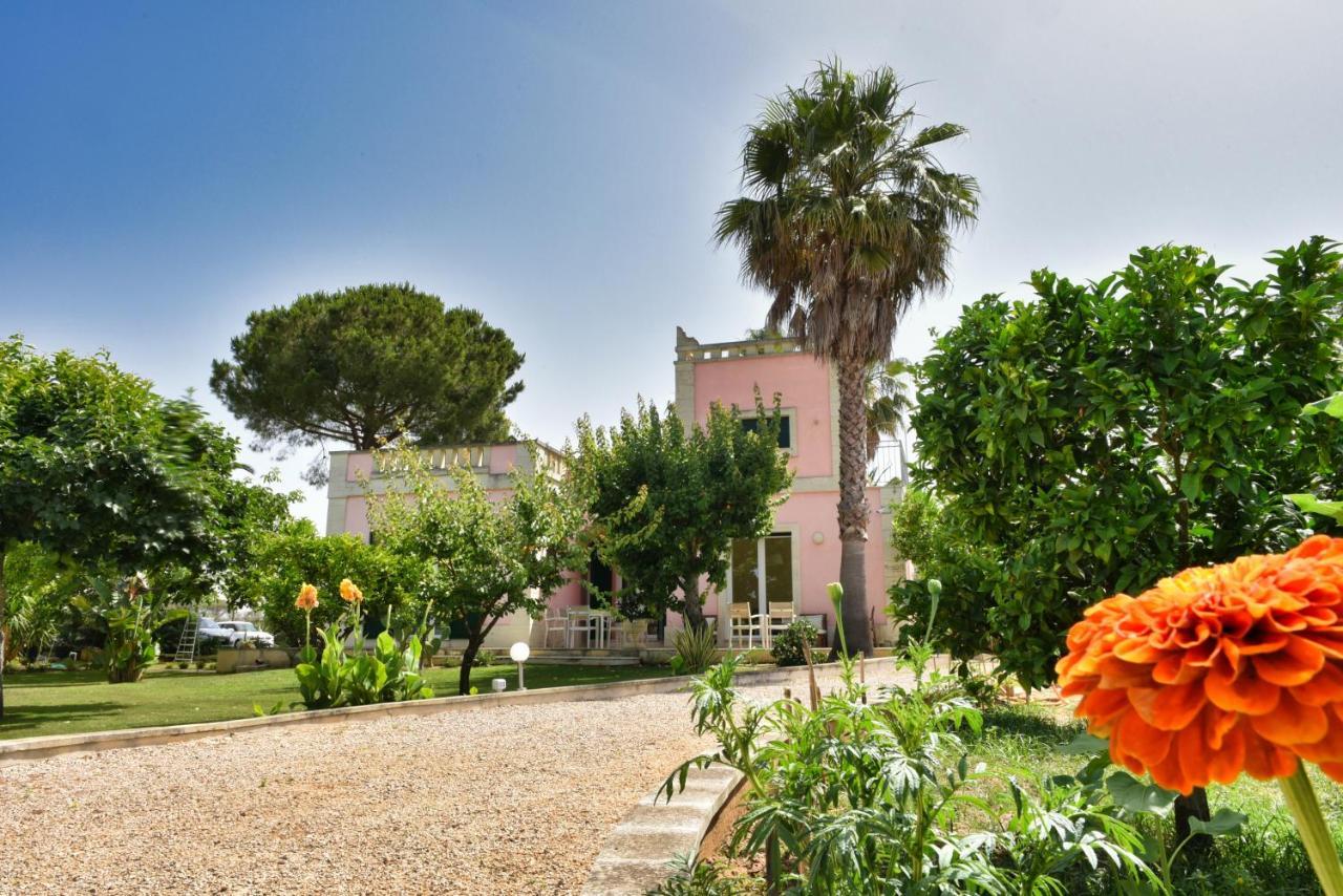 קוטרופיאנו Villa Sirgole Rosa With Pool, Galatina מראה חיצוני תמונה