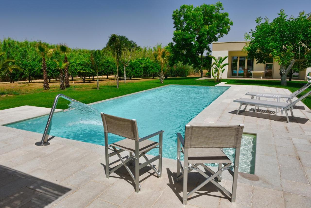 קוטרופיאנו Villa Sirgole Rosa With Pool, Galatina מראה חיצוני תמונה
